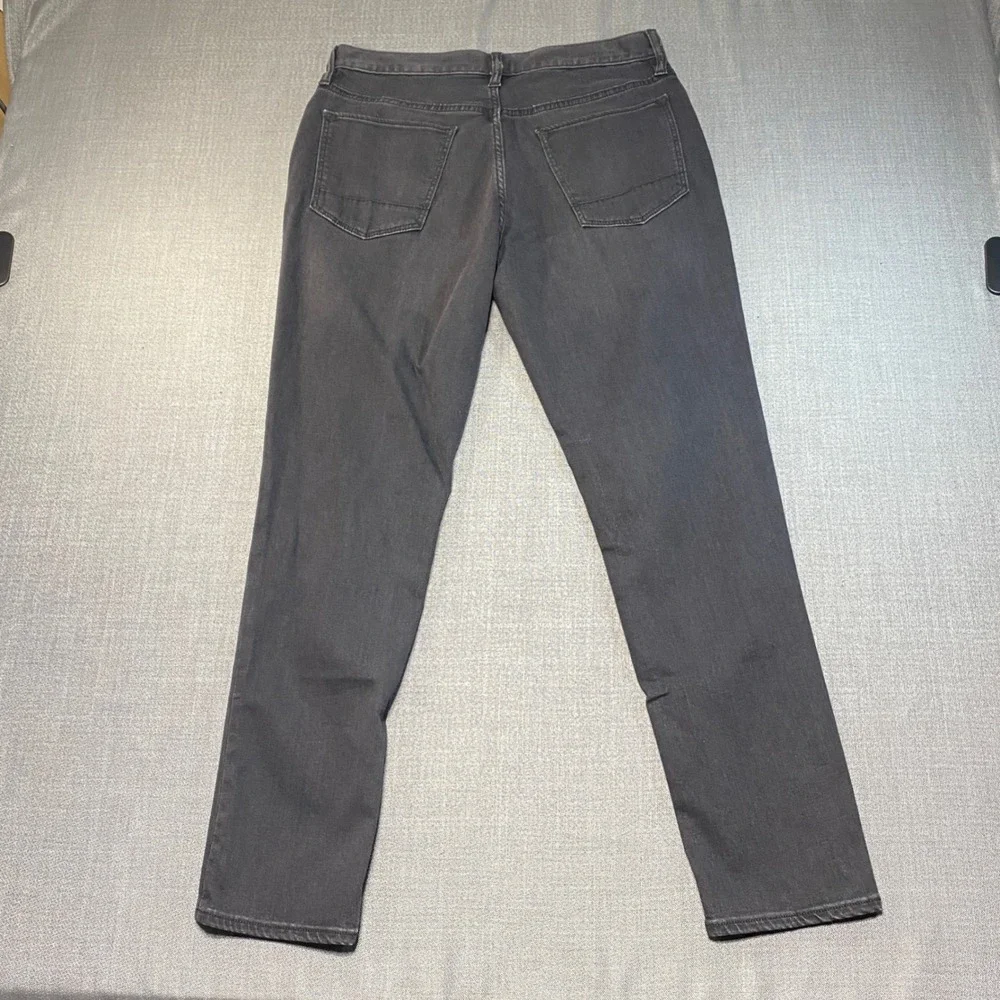Banana‎ Republic Travel Athletic Jeans Mens 33x30 Gray Soft Pants